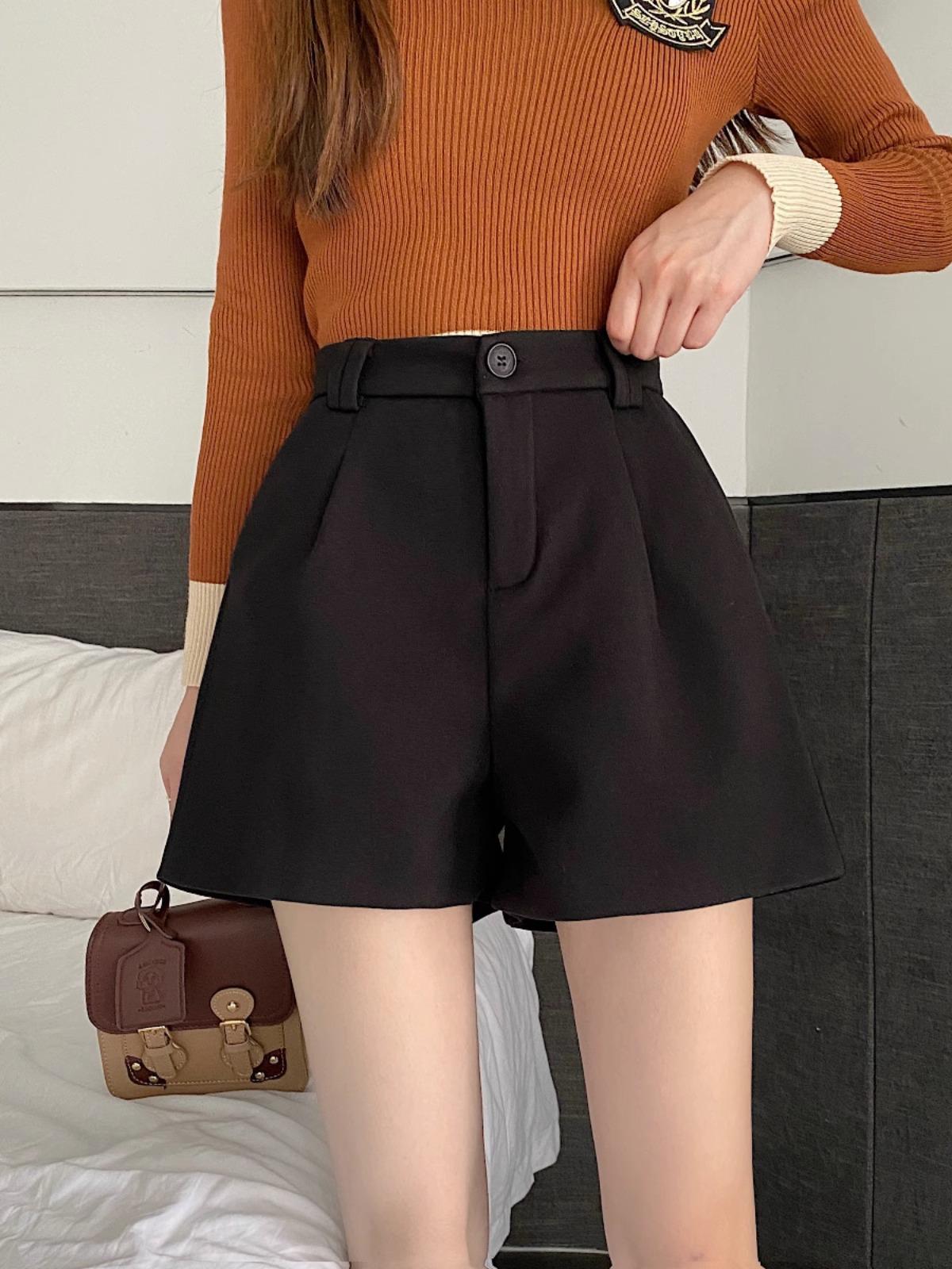 

Женские шерстяные шорты А-силуэта с высокой посадкой - Осень/Зима, Приталенный крой, Большой размер, Корейский стиль, Универсальный дизайн с широкими штанинами. L чёрный