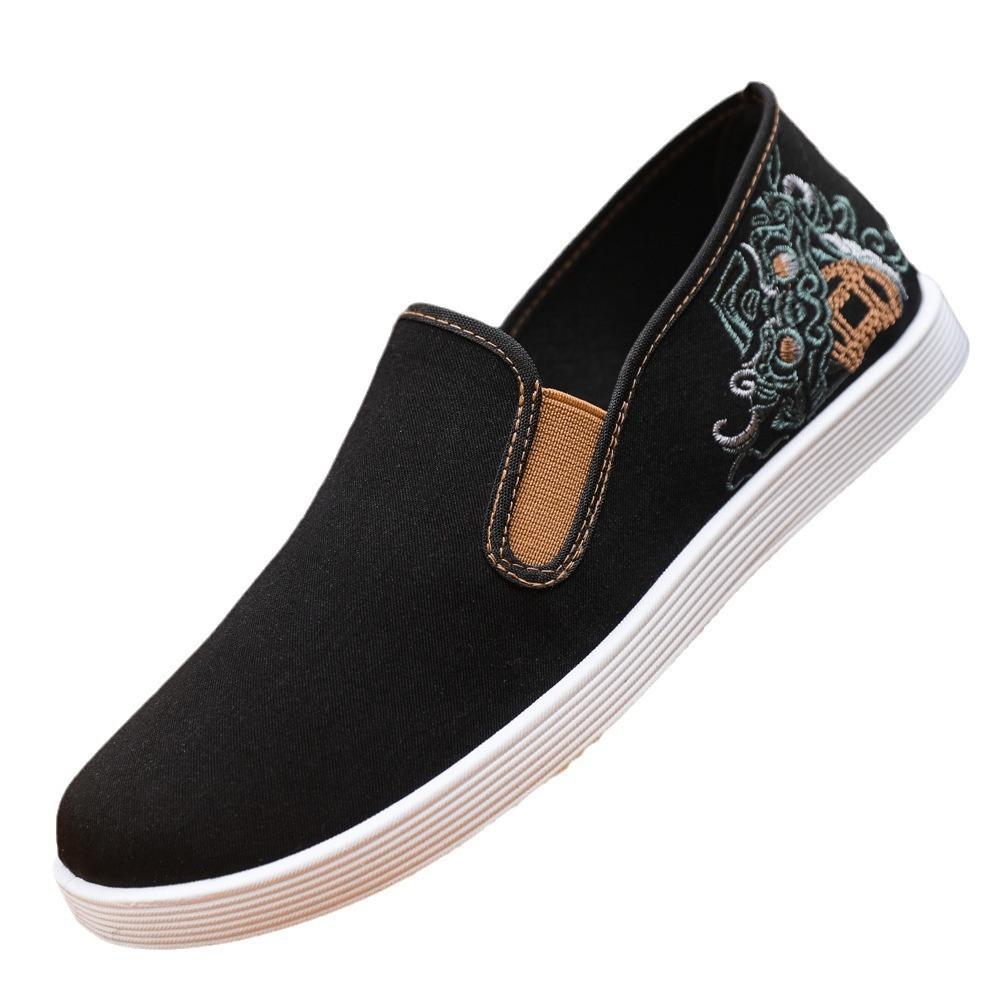 Chinese style embroidered men's cloth shoes soft sole comfortable soft sole walking shoes walking shoes