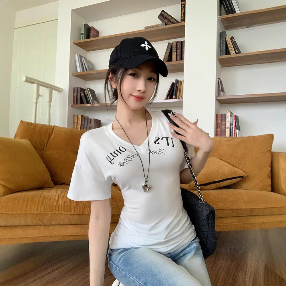 Summer New Letter Printing Slim V-neck T-shirt Women's Design Sense Short Sleeve Front Shoulder Students On the Clothes Trend