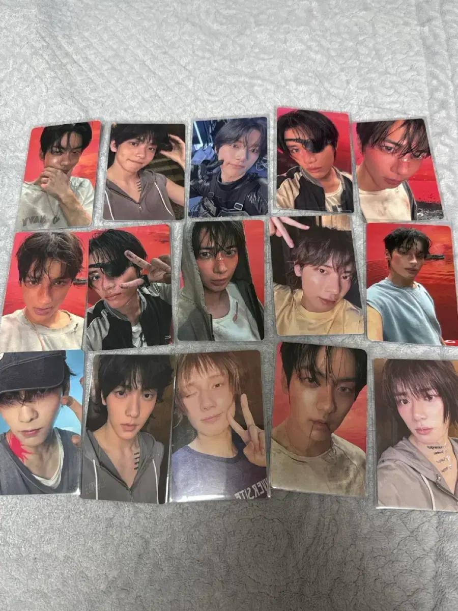 

TOMORROW X TOGETHER Star Costume Poka Used