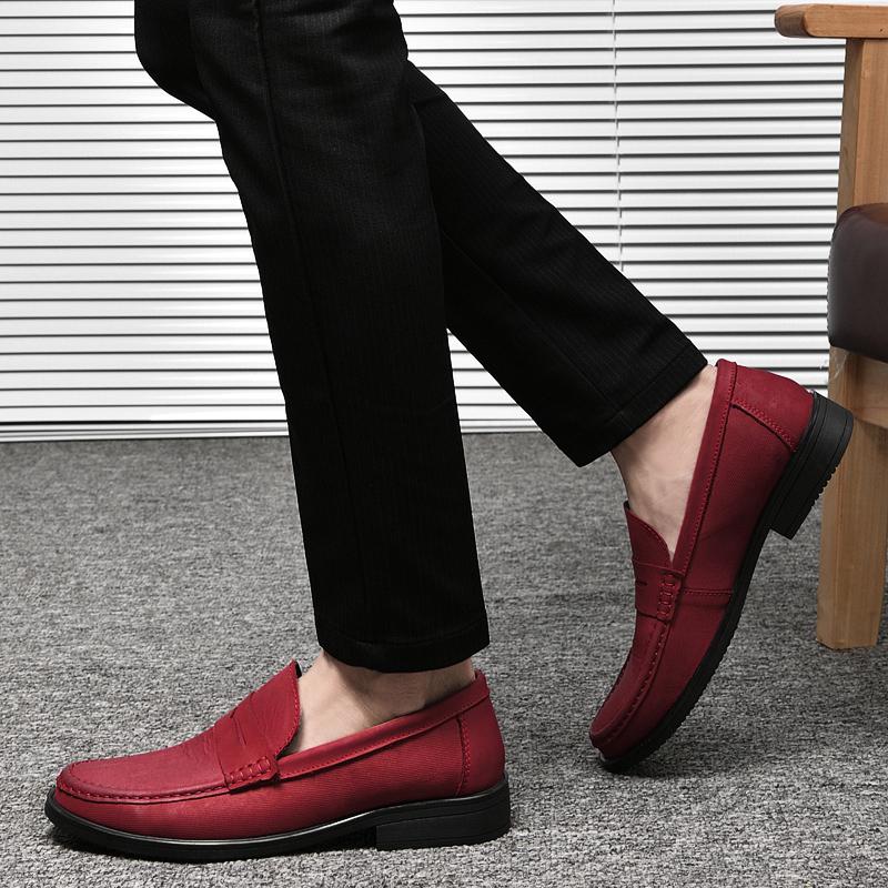 Nové designové pánské kožené boty trend luxusní značka business špičaté boty pro volný čas pánská přezka pánské boty pro muže