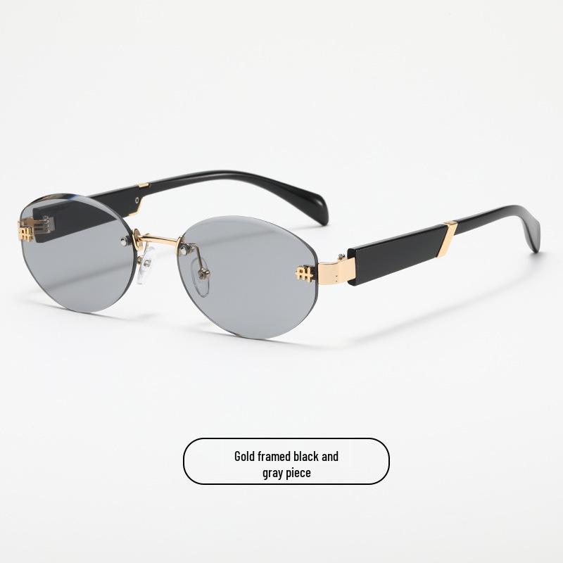 Stylish Metal Frame Sunglasses for Women - Trendy Street Style & Sun Protection