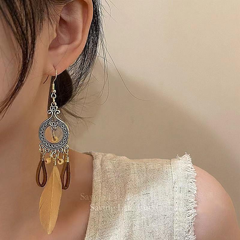Ethnic Style Long Feathered Fringed Earrings Retro Bohemian Travel Auction Earrings Jewelry