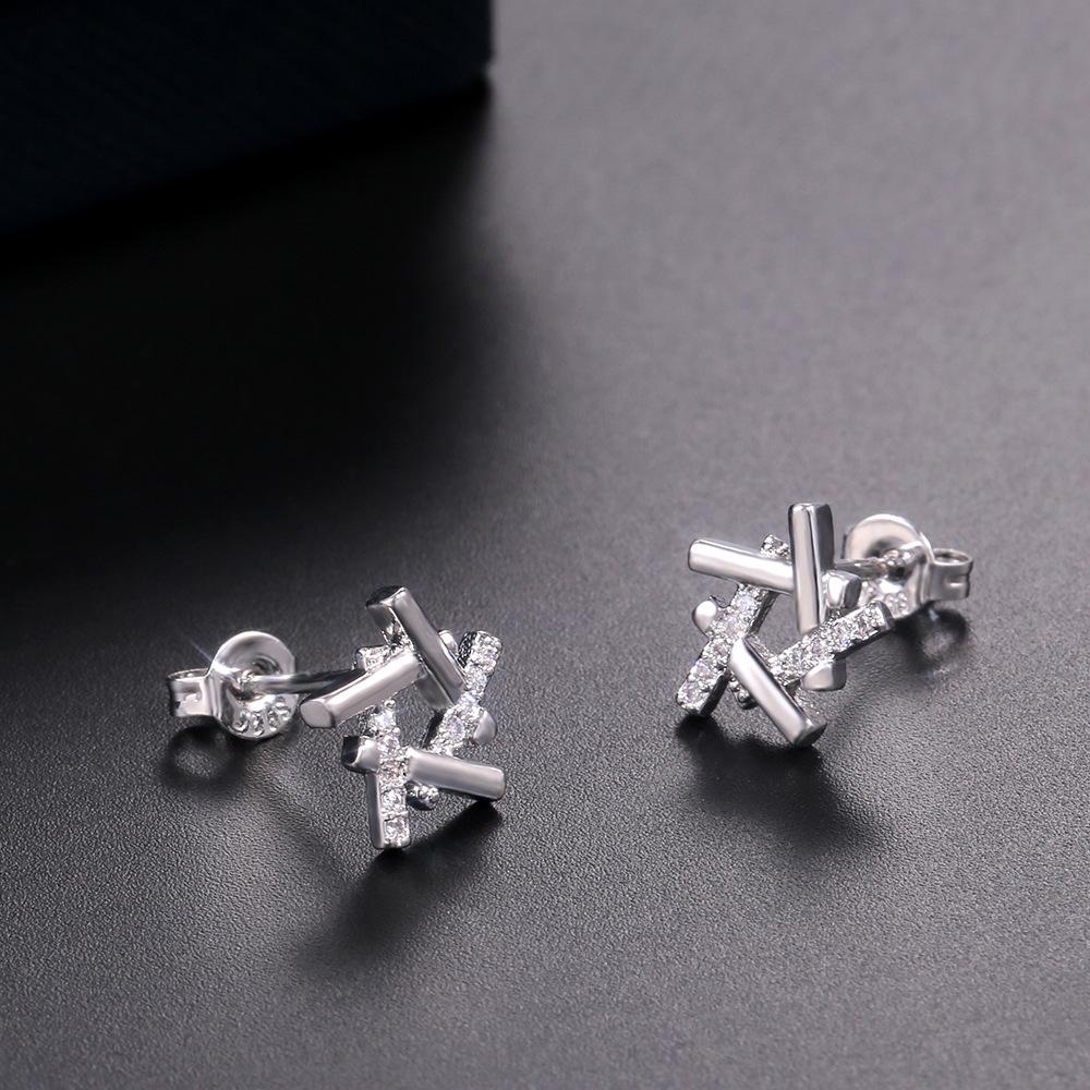 Серьги, пользующиеся большим спросом в Японии и Южной Корее, корейская версия с креативными геометрическими линиями, серьги с цирконом, модные женские аксессуары. белый