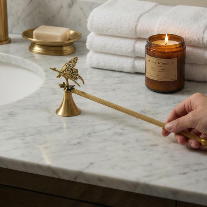 European Retro Handheld Candle Snuffer and Cover, Light Extinguisher Bell Tool, Perfect for Gifts.