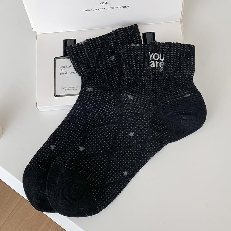 

Белые носки для женщин, летние тонкие короткие носки, балетный стиль, сетка, бесшовные, носки-лодочки с вышитым краем 1 pair