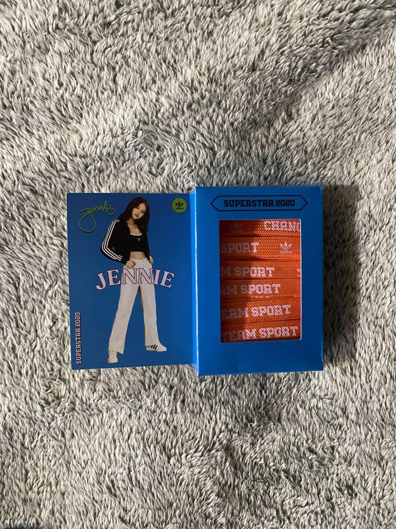 

[Б/У] BLACKPINK ДЖЕННИ ADIDAS