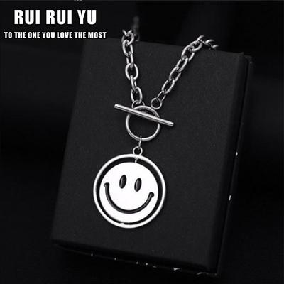 RUI RUI YU Faccina rotante Faccina piangente Collana Interruttore Espressione Hip-hop Moda Uomo e donna Gioielli di personalità