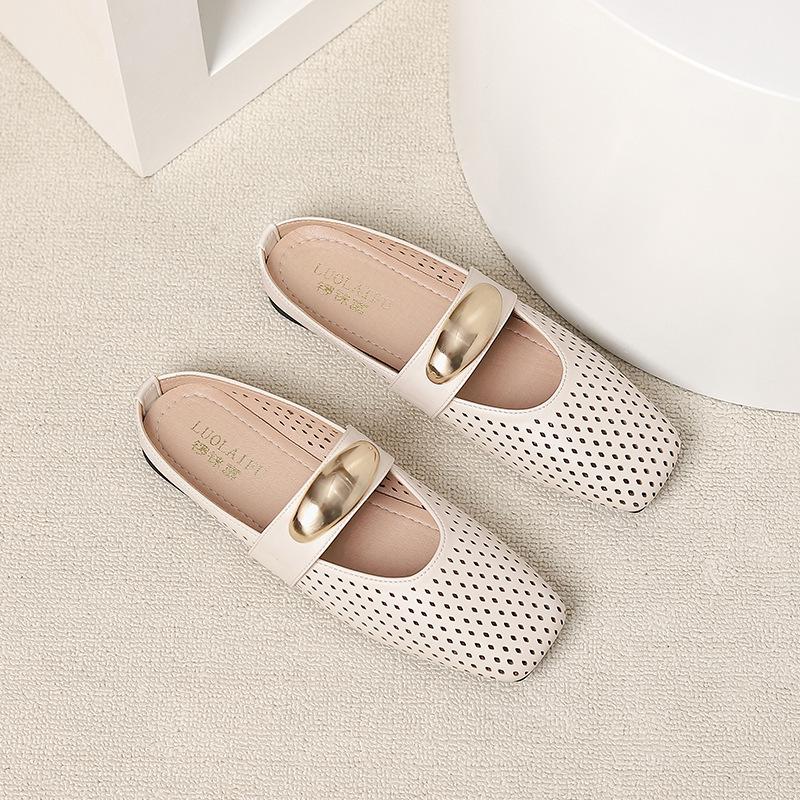 Fashion Spring New Flat Shoes 2025 Round Head Shallow Mouth Breathable Metal Buckle Soft Sole Non-slip Single Shoes Women's Hollow Mules