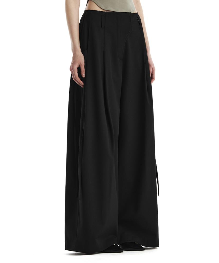 Teulimingbeodeu Side Strap Set-Up Wide Pants [ Black ]