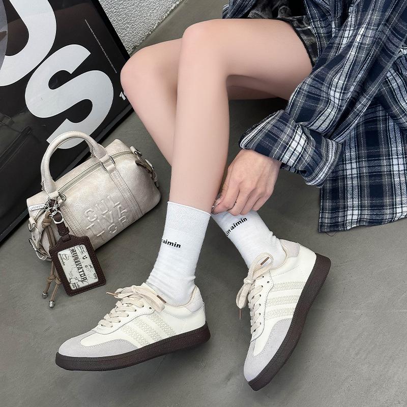 Lightweight non-slip little white shoes women's 2025 live broadcast explosion leather breathable German training shoes soft-soled casual board shoes