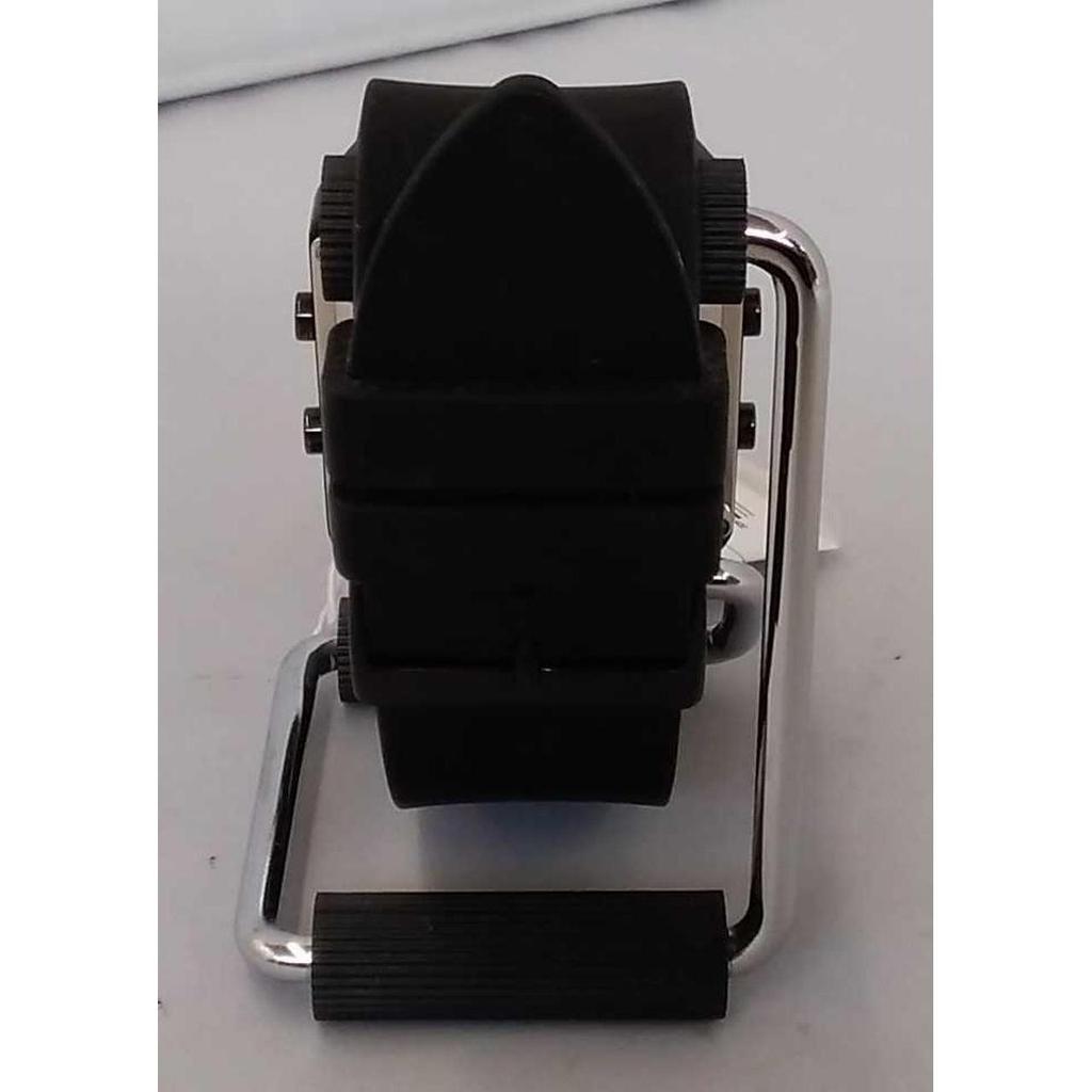 Used GUESS W0595G1 watch
