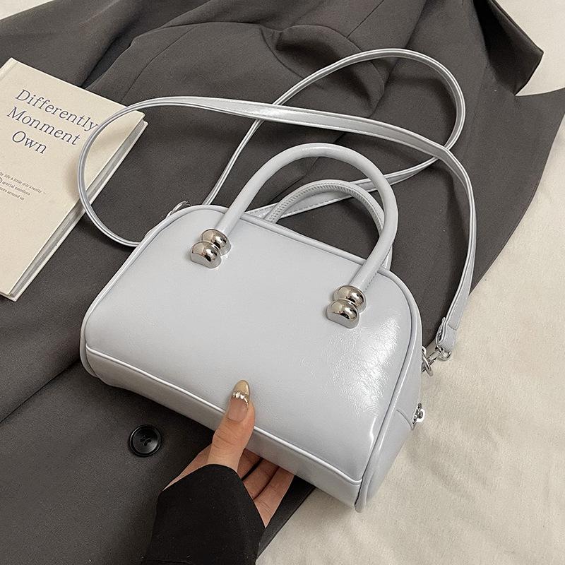 

Весенне-летняя популярная высококлассная простая портативная сумка-подушка женская корейская версия модная повседневная дорожная сумка через плечо