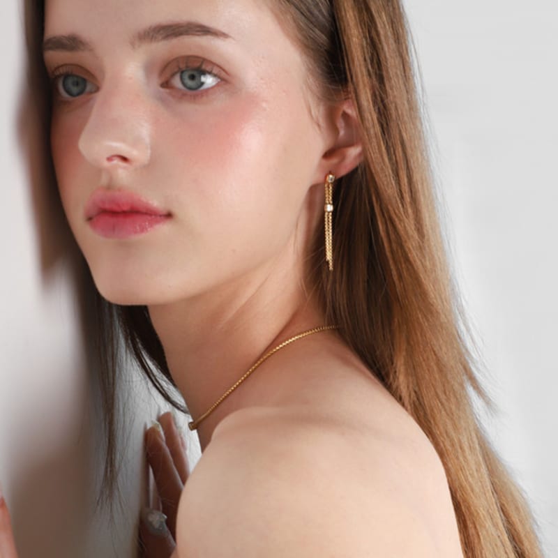 Dfarbe Gold Moissanite Trillion Drop Earrings