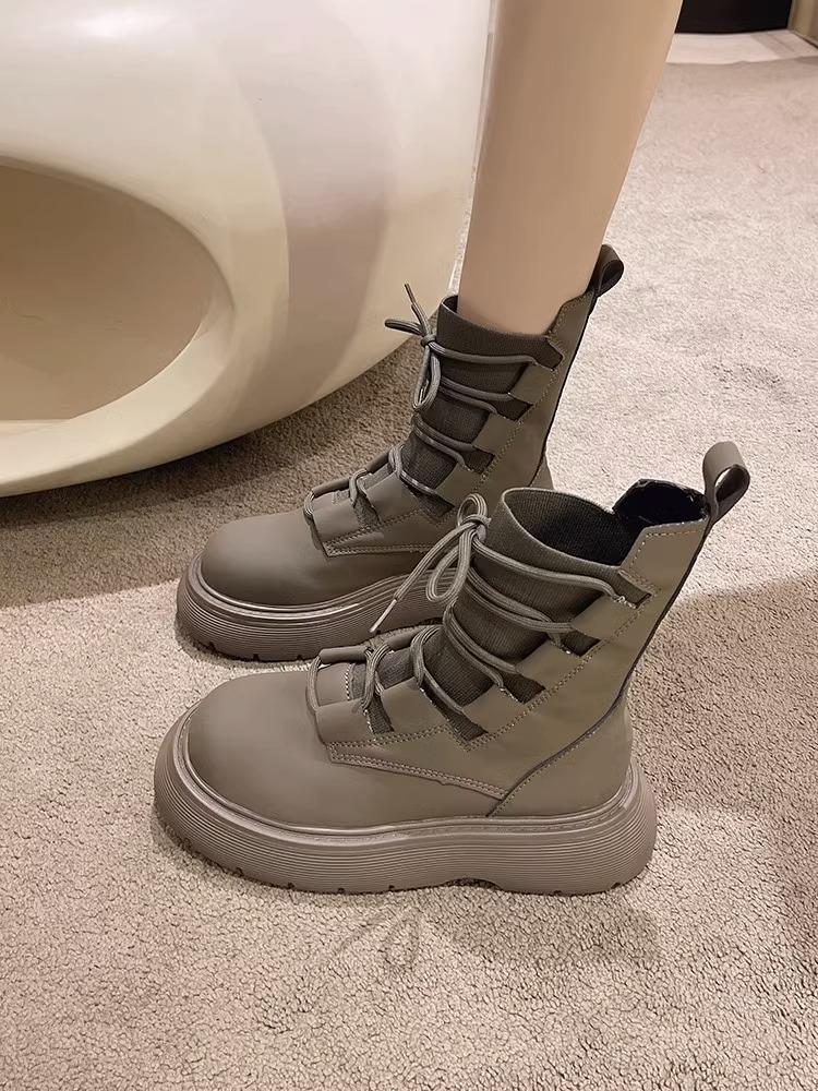 2025 new black knitted lace-up Martin boots women's 2025 new autumn short boots British wind locomotive short boots tide