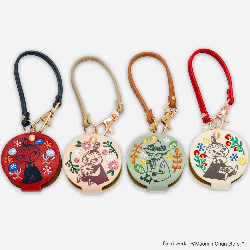 Fieldwork Women's Analog Pocket Watch with 1.5x Magnification Magnifier and Strap, Moomin Embroidered Hanging Watch, Little My, White MOM015-1