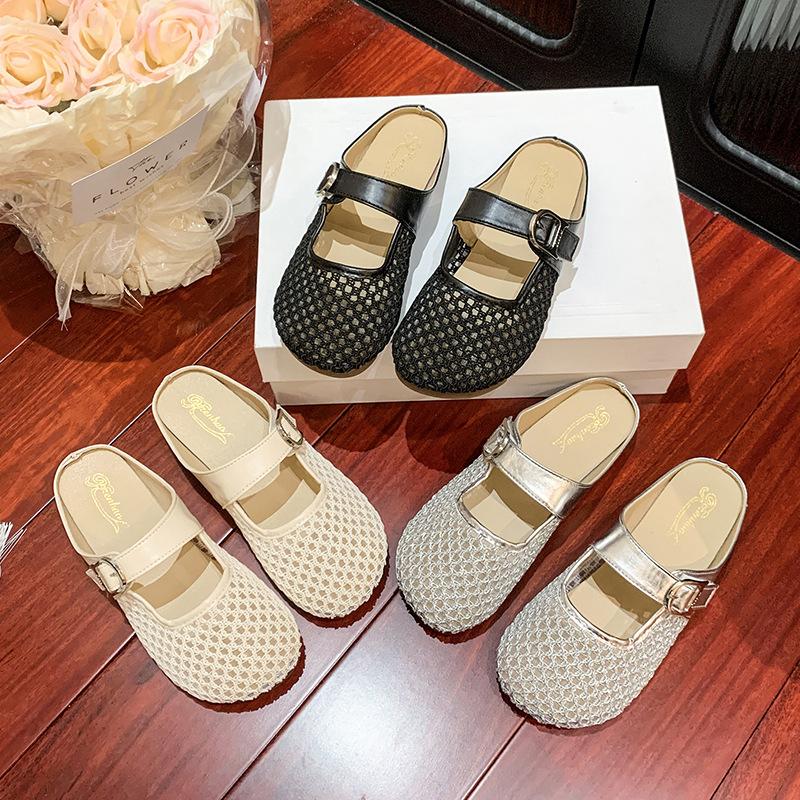 Flacher Boden Netzgarn Halbschlepp Damenins Internet-Berühmtheit hohle atmungsaktive Sandalen 2025 Sommer neue Modelle mit Rock Tasche Kopf Hausschuhe