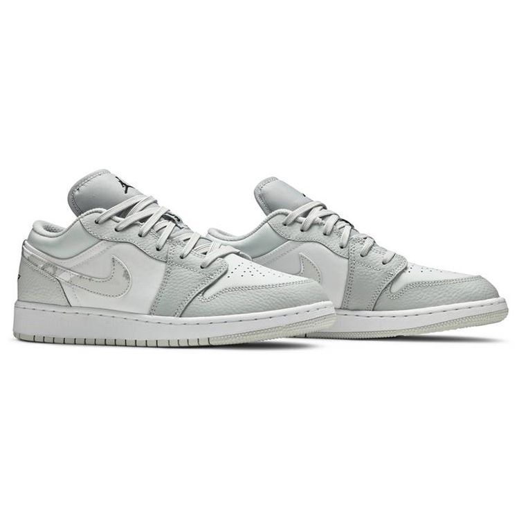 Tênis Infantil Air Jordan 1 Low SE GS Branco Camuflado Cinza Pó de Fótons-Névoa DD3234-100
