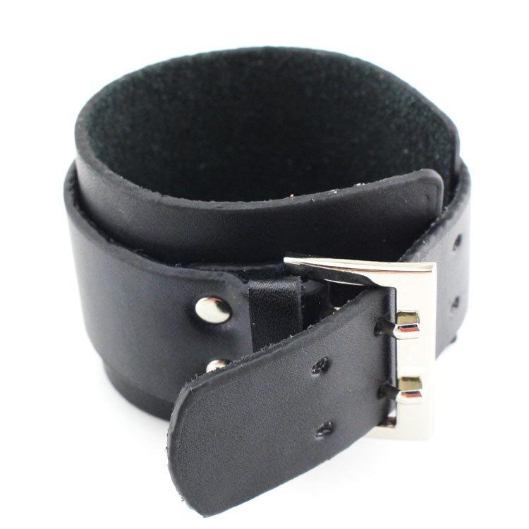 

Кожаный браслет в стиле ретро-панк с ремешком с двойной пряжкой