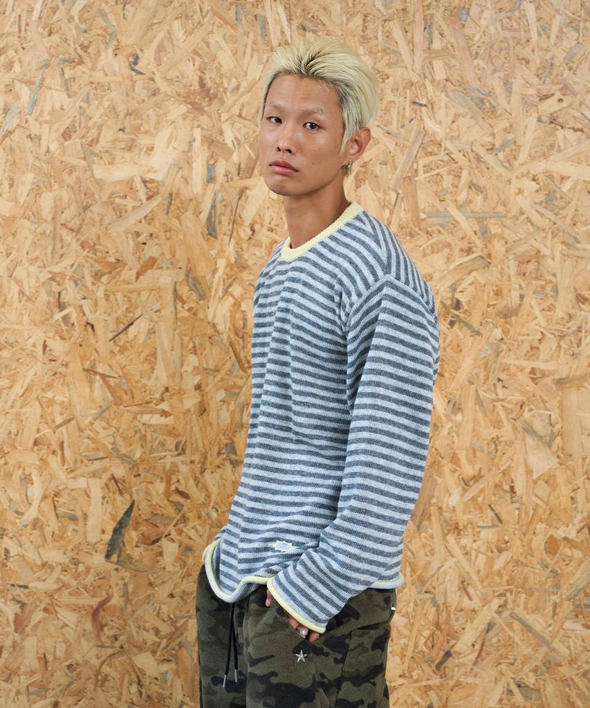 LOSERS CLUB Logo Stripe Round Neck Knit Gray