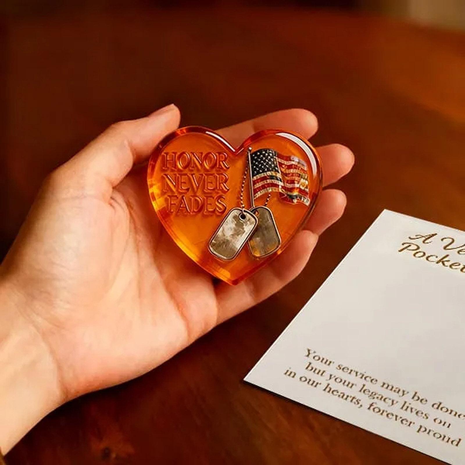 

Новый Карманный оберег для ветерана - Американская дань ветеранам, Карманный оберег в форме сердца. One Size