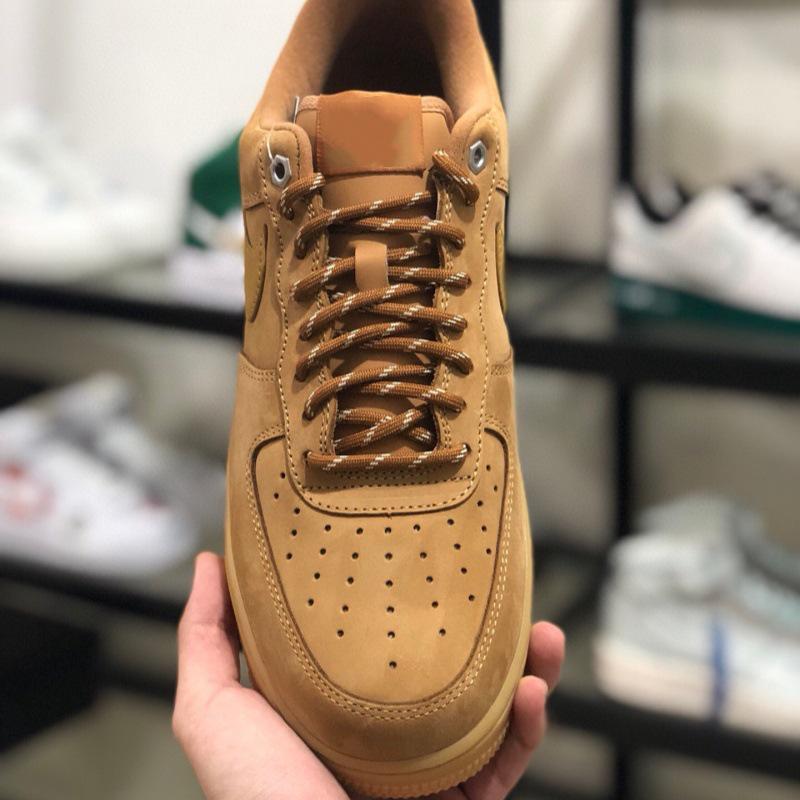 Scarpe Casual Air Force 1 in Vera Pelle Scamosciata Colore Grano con Ammortizzatore ad Aria Integrato per Uomo e Donna - Stile Autunno/Inverno