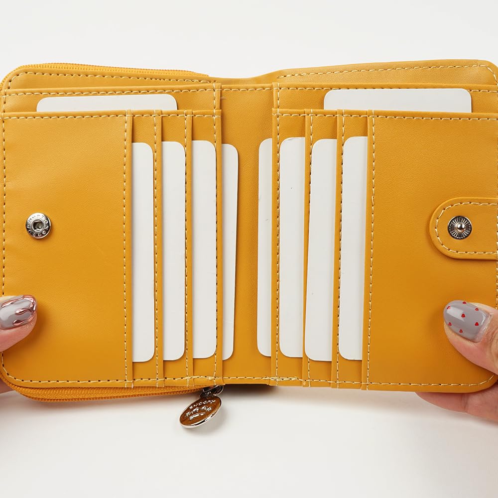 Snoopy Women's Bifold Wallet with Zip-Around Design, Popular Character SNOOPY Medal Print (Yellow)