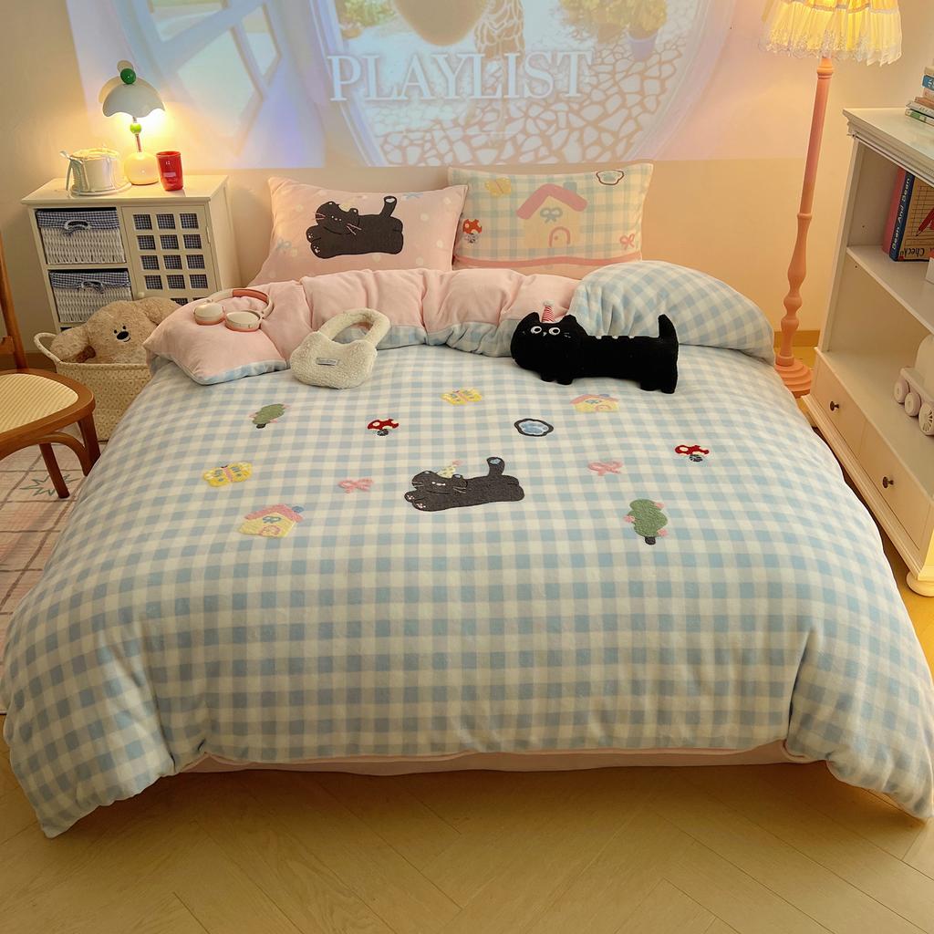 Thickened Milk Fleece Towel Embroidery Four-Piece Set 1.2M Bed Sheet Three-Piece Set, Gingerbread Small
