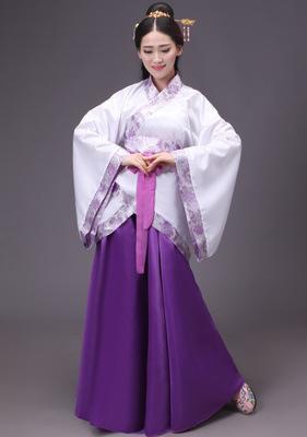 Traditionelles Chinesisches Hanfu Kleid Damen Antikes Kostüm Tang Dynastie Stil Hanfu Outfit mit Weiten Ärmeln und Langem Rock für Kulturelle Veranstaltungen
