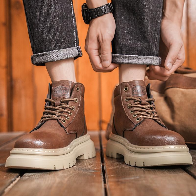 2024 Men's Black Leather High-Top Martin Boots: Retro, Thick-Sole Casual for Autumn/Winter