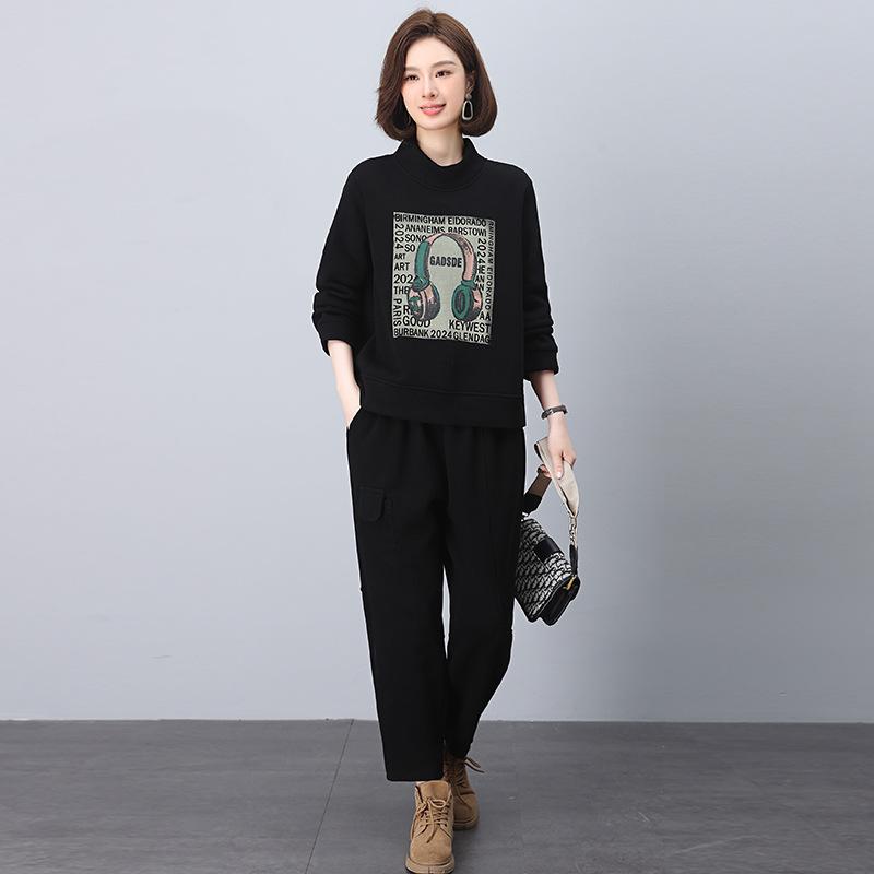 

Женский спортивный костюм на флисовой подкладке для ранней зимы 2024: Стильный свитшот и спортивные штаны. XXL (Suitable for 145-160 lbs) чёрный