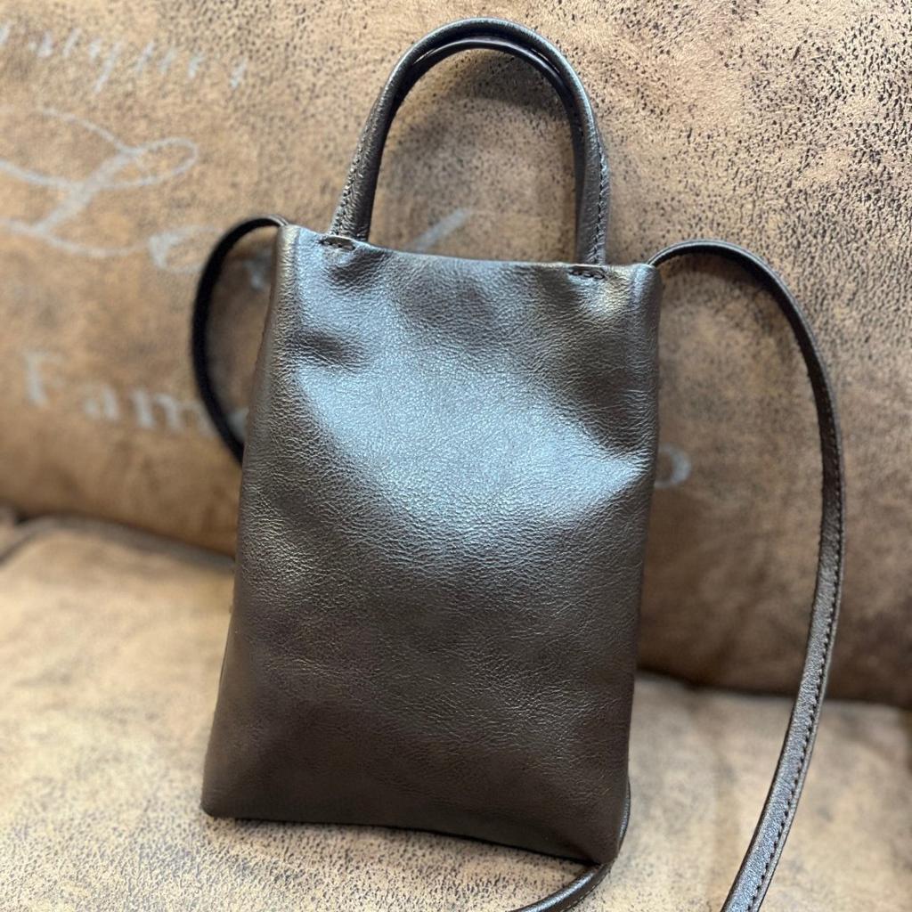 Leather Women'S Bag, Mobile Phone Bag, High-End Small Bag, First Layer Cowhide Niche Design, Portable Oblique Span Bag