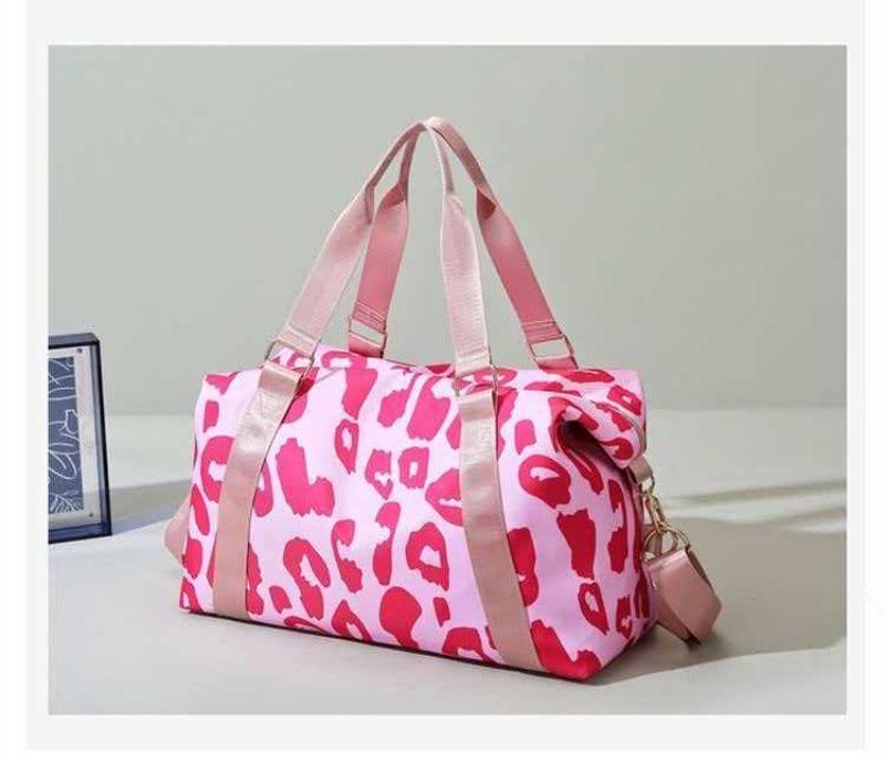 Travel bag, business travel luggage bag, lightweight fitness bag, large capacity cow pattern travel bag, boarding bag розовый