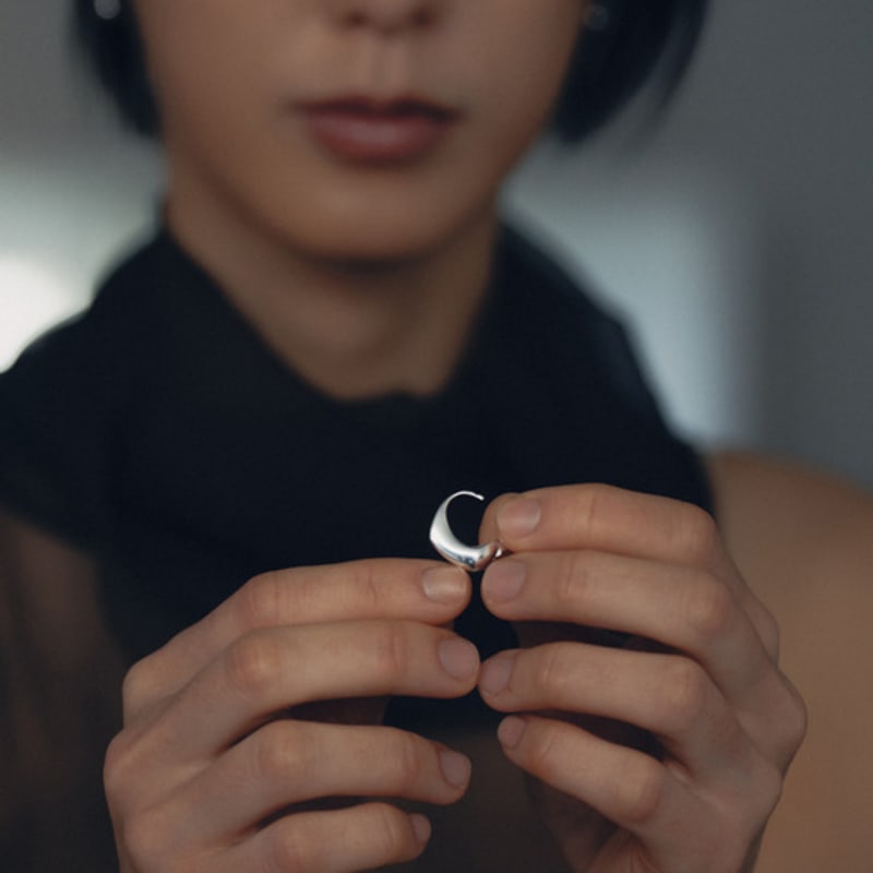 KODO Large Velvet Edge Hoops