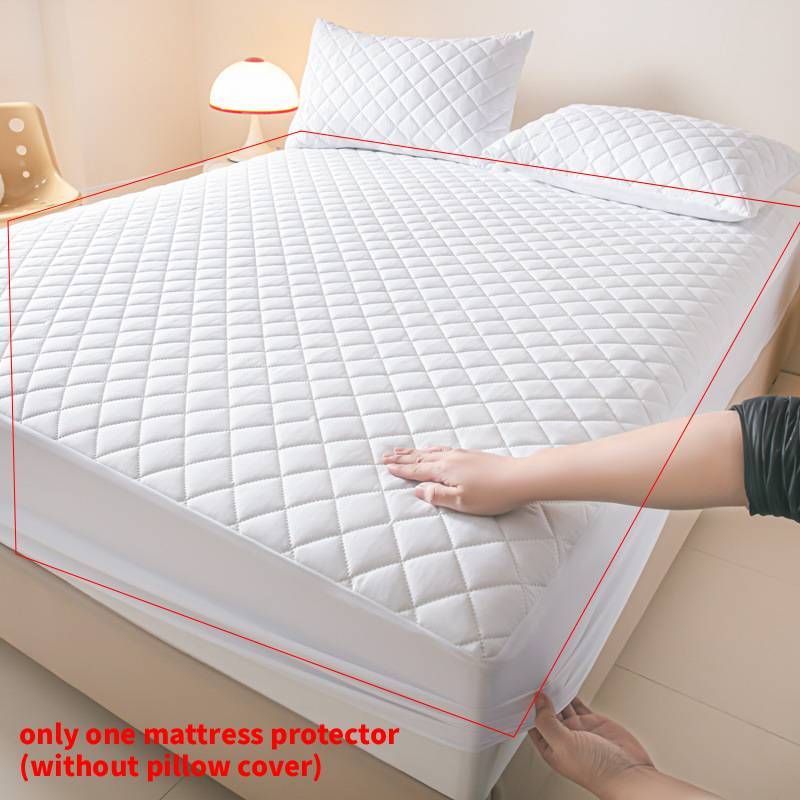 Waterproof Bed Cover With Solid Color Design For Home Use