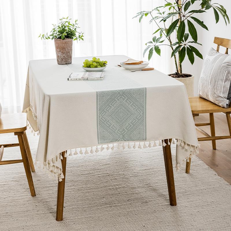 

Элегантная льняная скатерть с вышитым рисунком перьев — пыленепроницаемая, устойчивая к пятнам и моющаяся — идеально подходит для пикников, кемпинга, свадеб 90*90cm