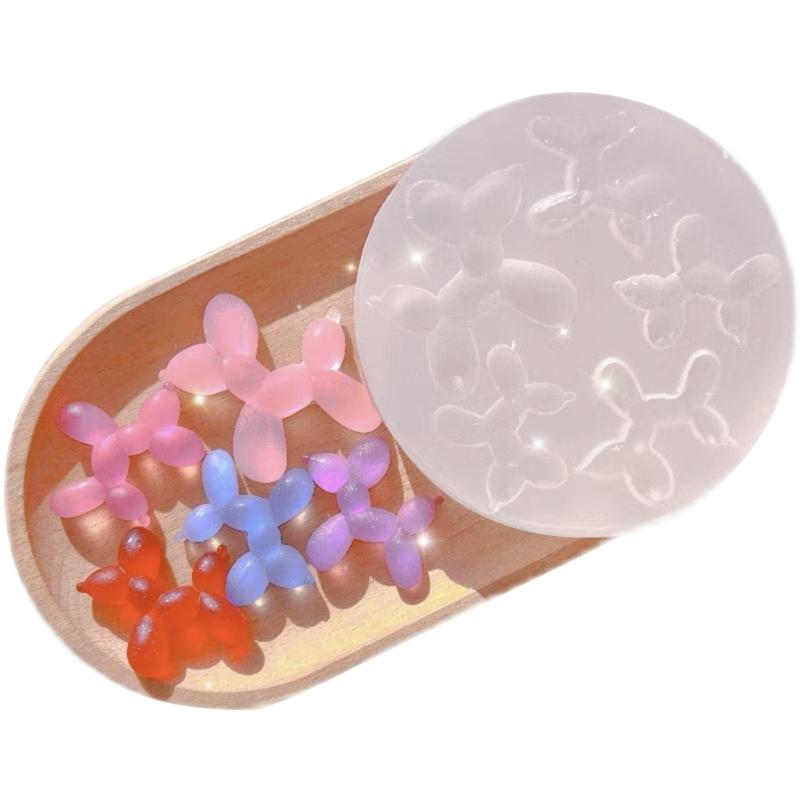 3D Pendant Keychain Silicone Molds for Resin Casting,Balloon Dog Resin Mold for DIY Jewelry Making Nail Art Decorations