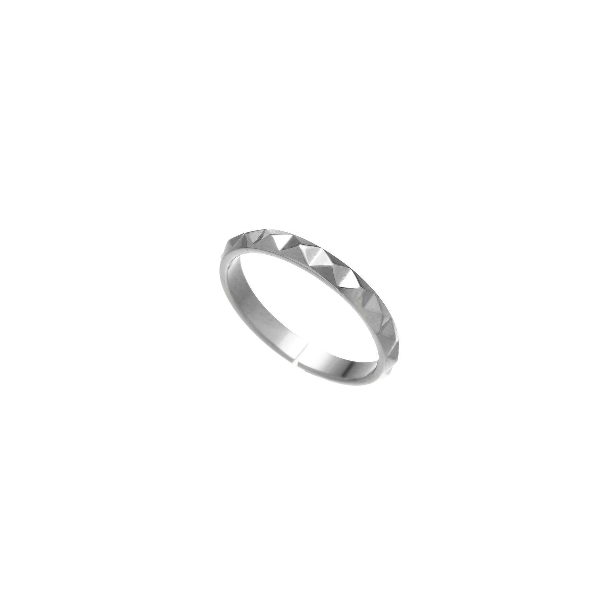 

Кольцо из нержавеющей стали с ромбовидными заклепками с покрытием из 18-каратного золота US7 - 54MM Circ.