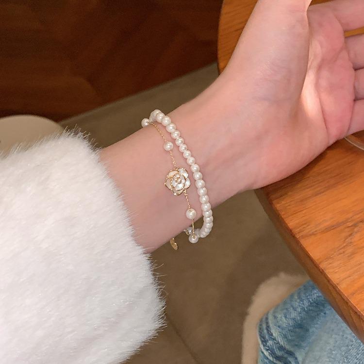 French Retro White Camellia Pearl Double Layer Bracelet - Elegant, Fashionable, and Versatile Jewelry