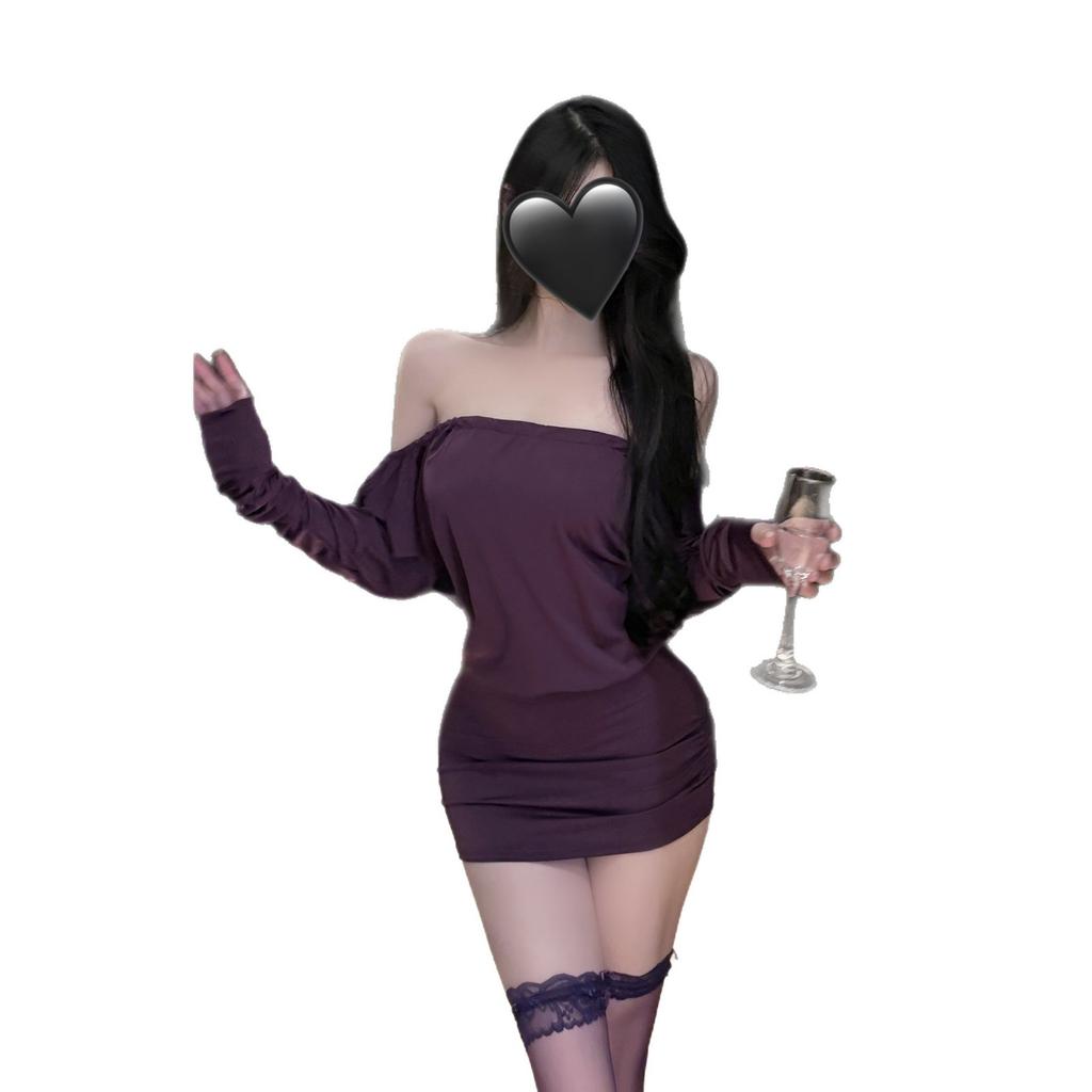 Pure Desire, Empty Straps, Fun Underwear, One-word Shoulder Sexy Pajamas, Small Breasts, Pure Desire Bed, Free of the Temptation of War Robes
