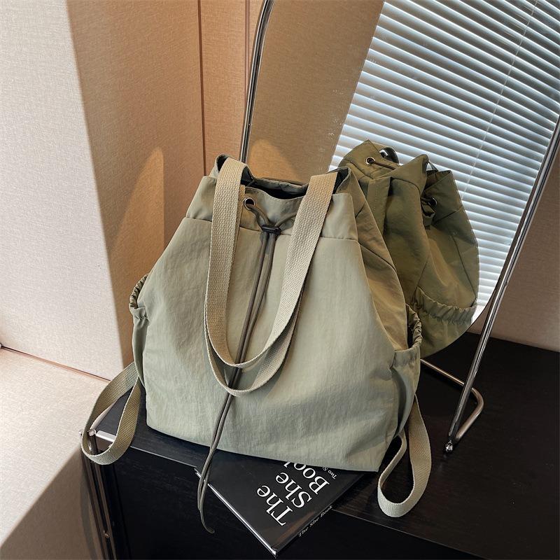 Large-capacity lightweight cloth bag women's new simple casual shoulder bag niche versatile backpack