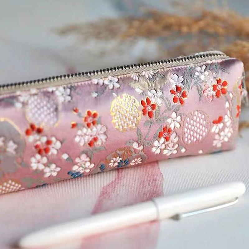 Vintage Guldprägling Broderi Pennväska Stor Kapacitet Pennfodral Pennpåse Sminkväska Student Skrivmaterial