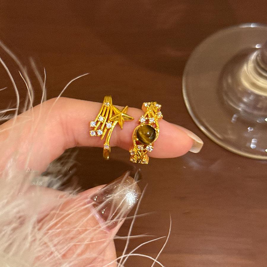 Vintage Maillard style zircon fireworks star opening ring niche index finger ring exquisite jewelry