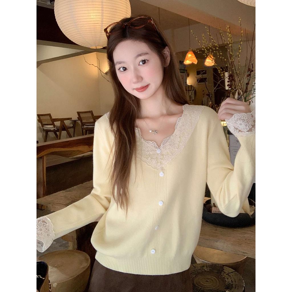 Pure and chic collar soft waxy bottoming top women's autumn and winter lace splicing sweater with knitted sweater inside
