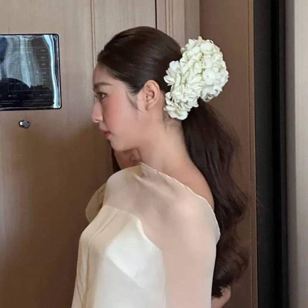 Hydrangea Bride Headdress French Style Hair Jewelry Fairy Bridal Headwear  Hair Accessories