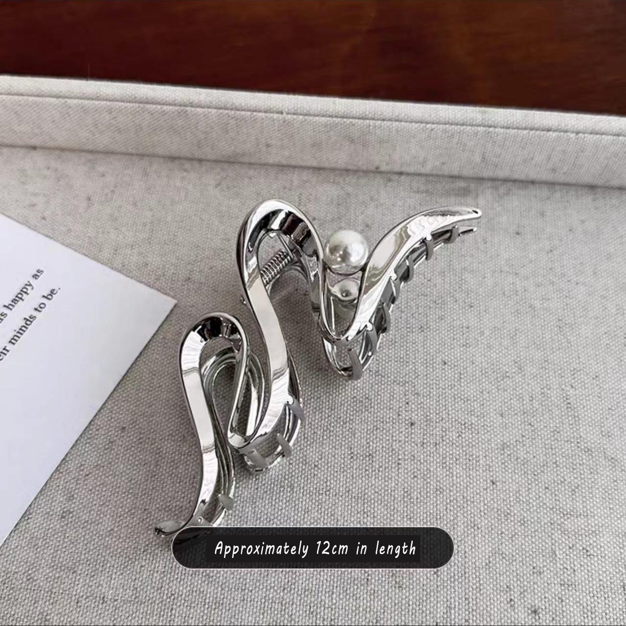 

Преувеличенная и неровная волнистая металлическая заколка-коготь 2026 Модные аксессуары для волос - Универсальный головной убор для корейских женщин и девушек