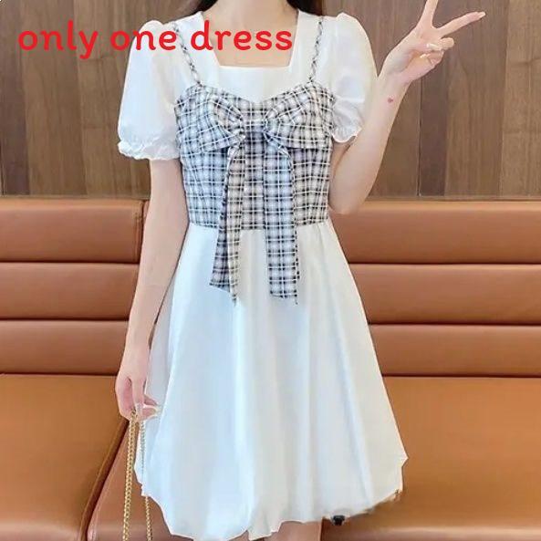 Summer French Style Twopiece Dress With Puff Sleeves And Bow For Petite Women