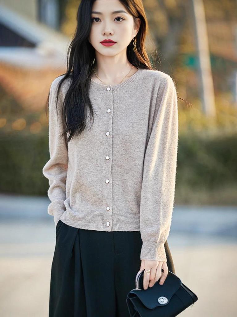 Women's Autumn Slimming Wool Cardigan: Round Neck, Long Sleeve Sweater Coat