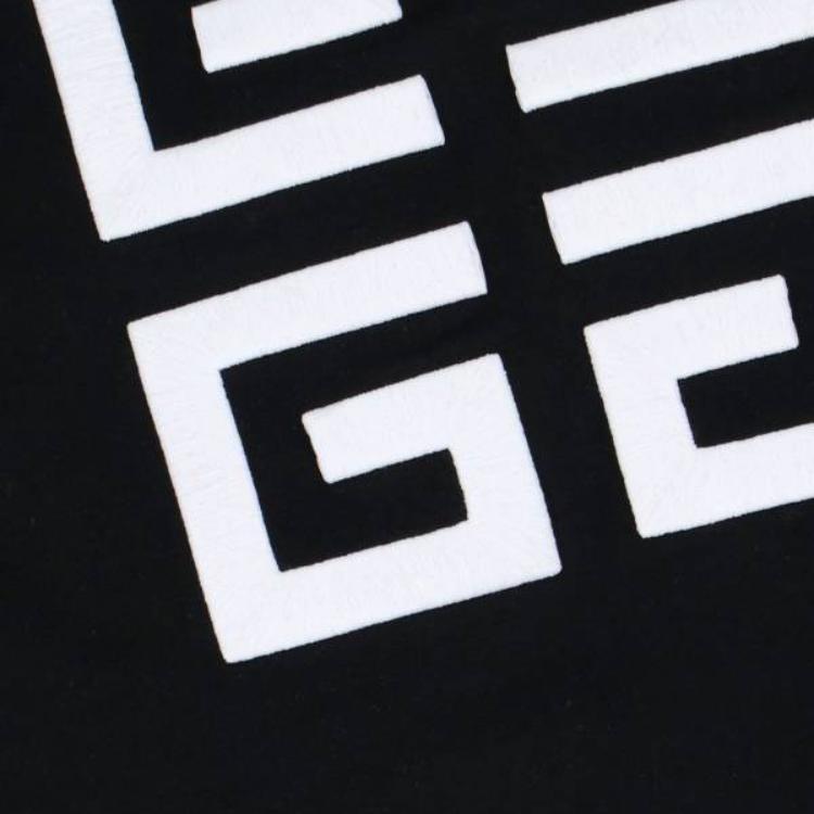 Givenchy 4G Motif Crewneck T Shirt BM716N3YMG001