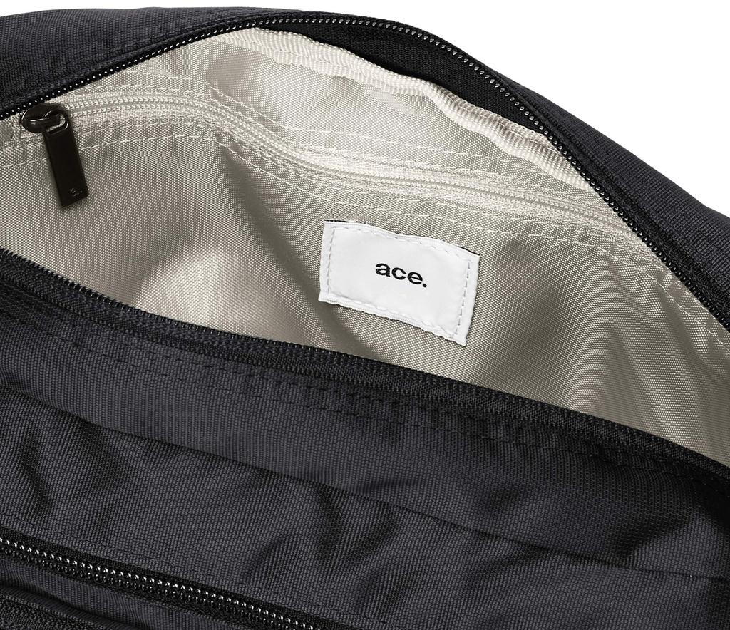 Axelväska Bastique 2 med uppsättning svart [ACE TOKYO] funktion,